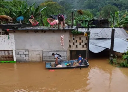 Veracruz, Puebla y SLP, los más afectados por lluvias: CNPC