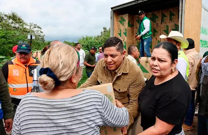 Acude el Gobernador a las zonas en crisis
