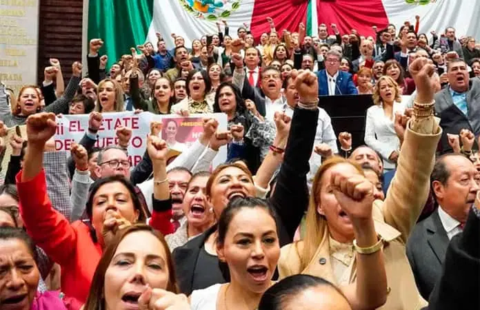 Cobra Morena por apoyo ficticio