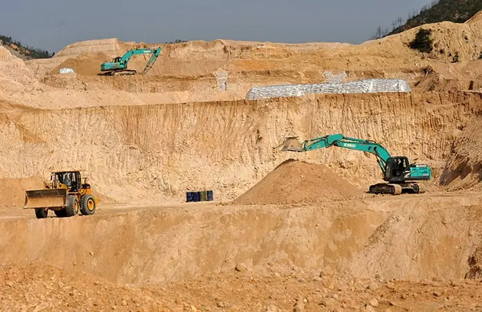 Crece guerra arancelaria