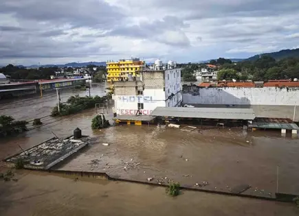 Diputados de Veracruz se solidarizan con damnificados y donan salario Diputados de Veracruz se solidarizan con damnificados y donan salario