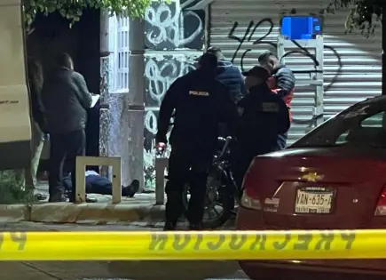 Balacera en bar de Jacarandas deja un muerto