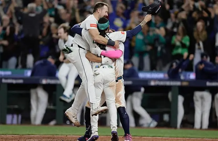 Jorge Polanco sella pase de Marineros