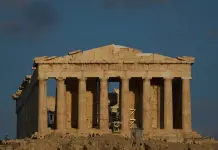 Templo del Partenón sin andamios en la Acrópolis de Atenas Templo del Partenón sin andamios en la Acrópolis de Atenas