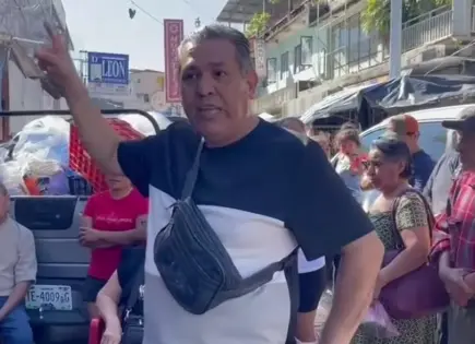 Bloqueo en Tamazunchale por pleito entre comerciantes