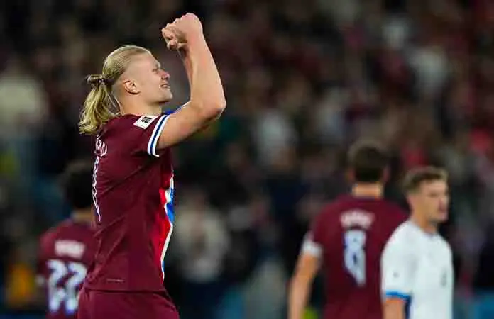 Haaland llega a 50 goles con Noruega