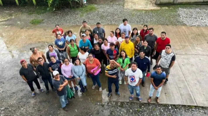 Maestros atrapados en Veracruz imploran rescate