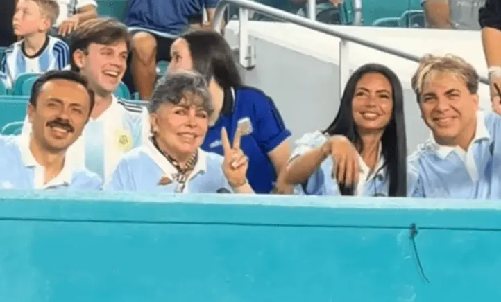 Cristian Castro se reúne con Verónica y Michel en Miami