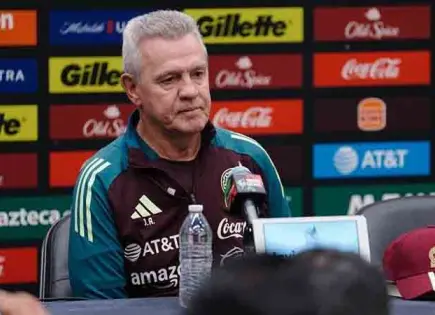 Javier Aguirre responde a críticas y rechaza renunciar al Tri Javier Aguirre responde a críticas y rechaza renunciar al Tri