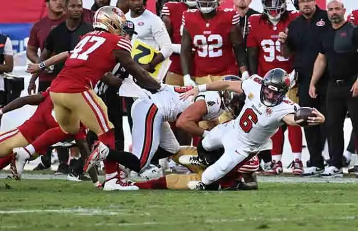 Los Buccaneers se imponen a los 49ers
