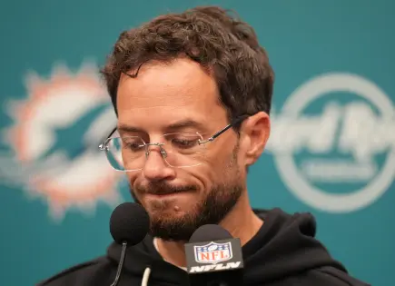 Los Dolphins de Miami sufren nueva derrota ante los Chargers Los Dolphins de Miami sufren nueva derrota ante los Chargers