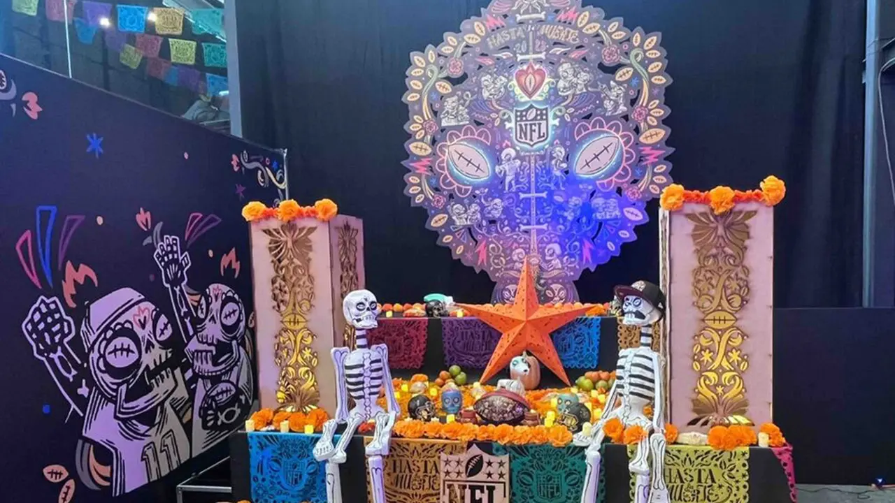 NFL celebra Día de Muertos en el Frontón de Bucareli