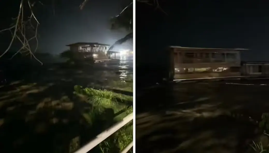 Restaurante flotante en Veracruz arrastrado por el río Tuxpan