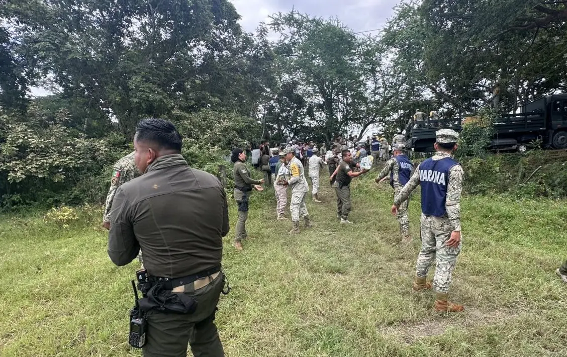 Morena coordina centros de acopio y brigadas en la Huasteca.