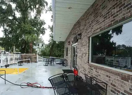 Tiroteo en bar de Carolina; 4 muertos