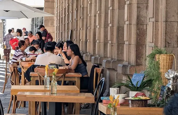 Buscan que restauranteros consuman local