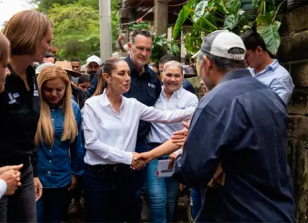 Claudia Sheinbaum y Mauricio Kuri recorren zonas afectadas por lluvias en Querétaro