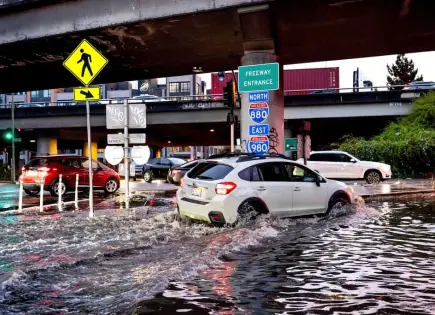 Evacuaciones y alertas por tormenta de octubre en Los Ángeles