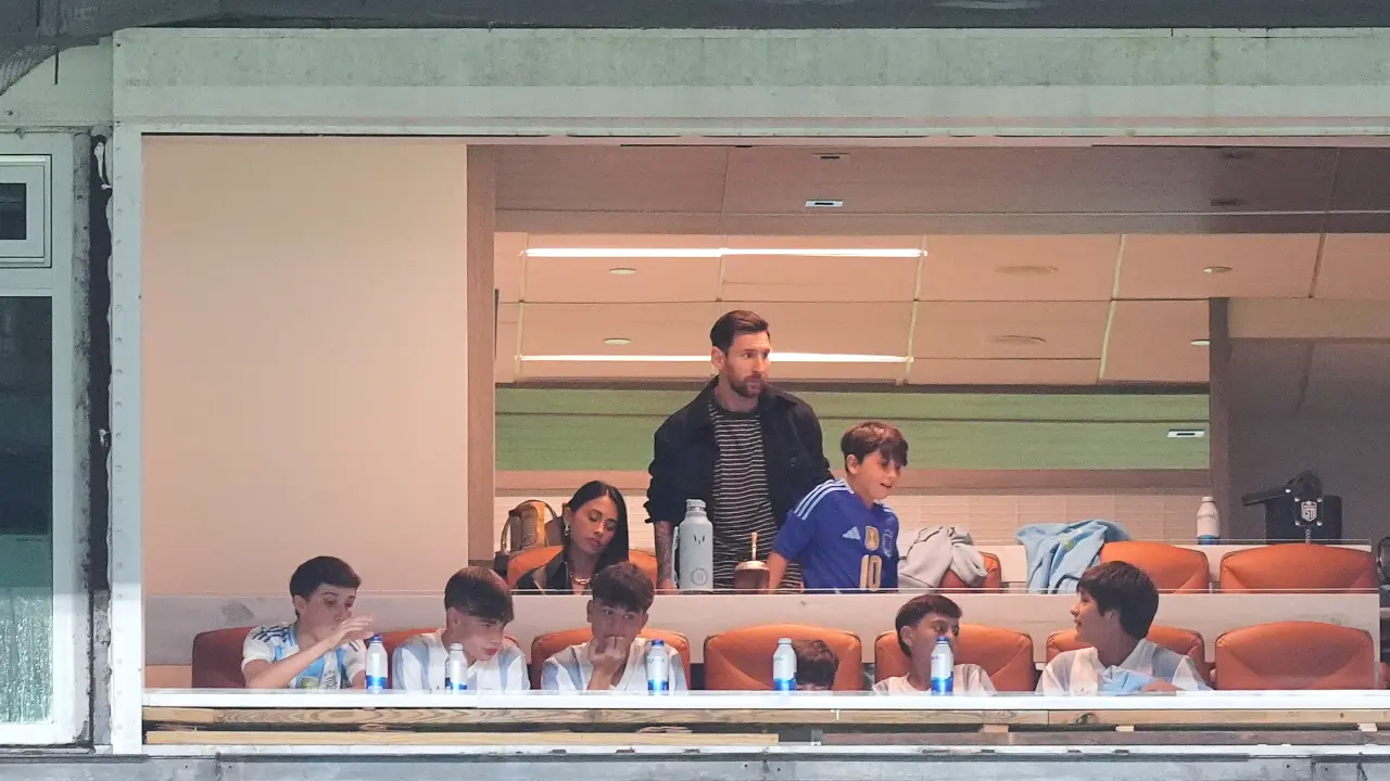 Lionel Scaloni contempla a Messi para partido amistoso de Argentina