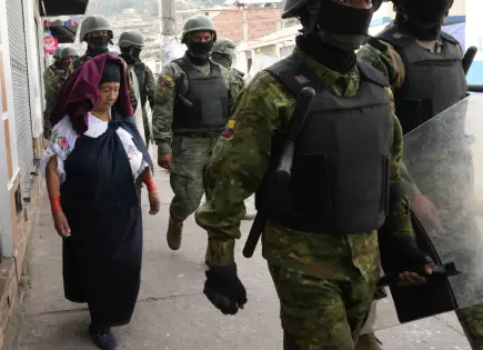 Paro indígena en Ecuador deja a Otavalo sitiada y sin provisiones Paro indígena en Ecuador deja a Otavalo sitiada y sin provisiones