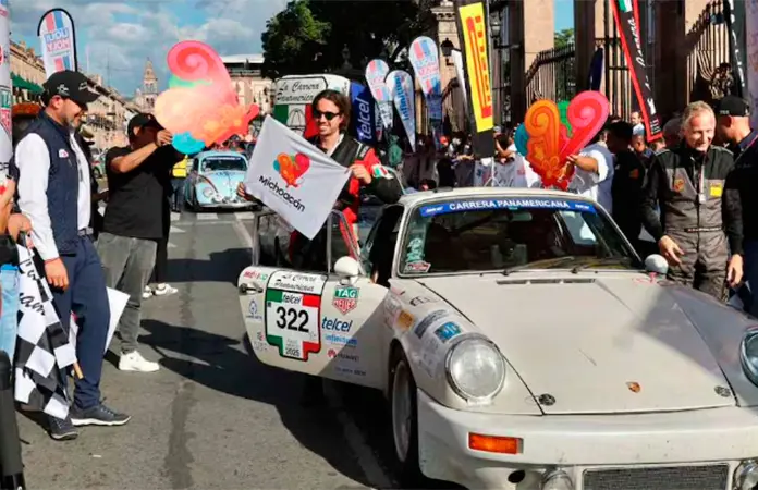 Pilotos Internacionales Celebran 75 Aniversario de Carrera Panamericana 2025 en Morelia
