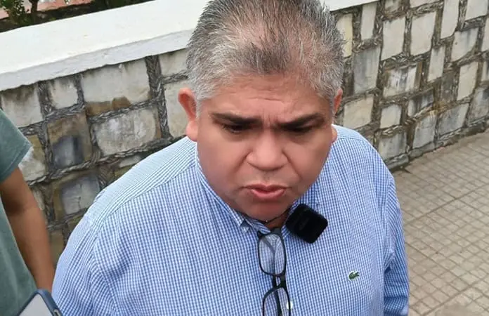 Siguen comunidades incomunicadas: LA