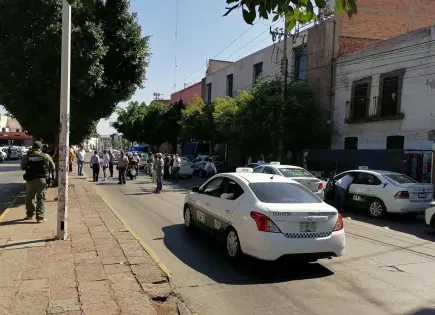 Fotos | Cierres viales en el centro por manifestaciones de taxistas