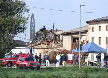 Tres policías italianos mueren en explosión durante desalojo en Verona