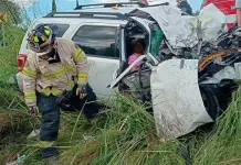 Dos heridos graves por fuerte choque en carretera 70