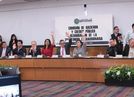 Comisión de Hacienda y Crédito Público aprobó paquete de dictámenes en materia de ingresos Comisión de Hacienda y Crédito Público aprobó paquete de dictámenes en materia de ingresos