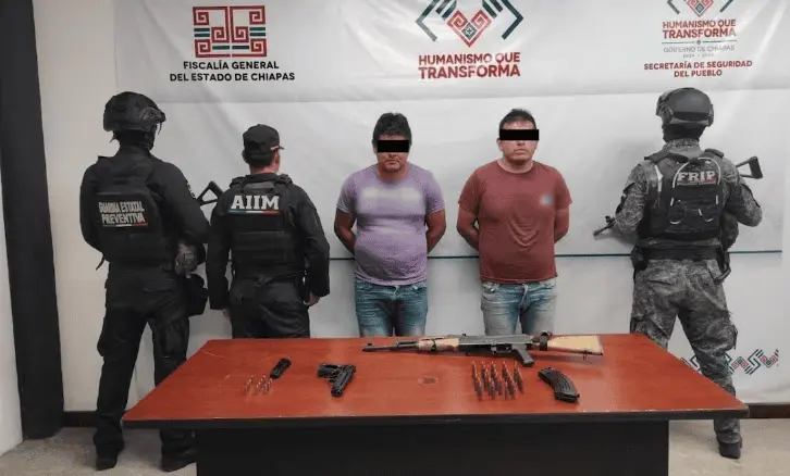 Detienen a tres presuntos implicados en bloqueos y quema de vehículos en Chiapas