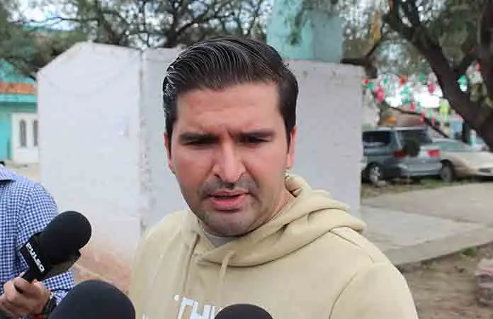 Echaron a diez empleados por robo: Christian Azuara