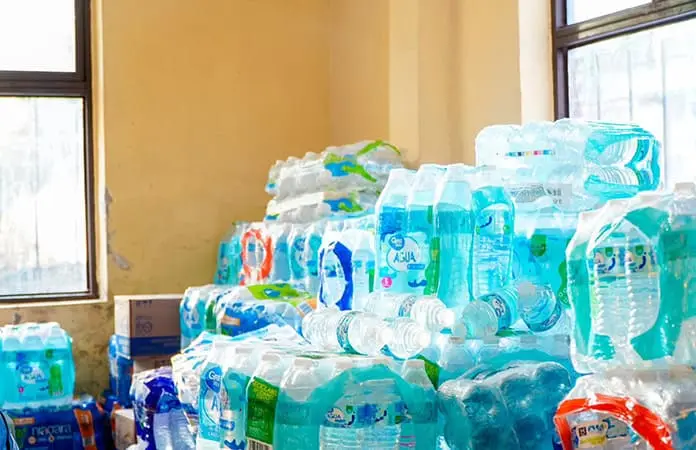 Instalan centro de acopio de víveres