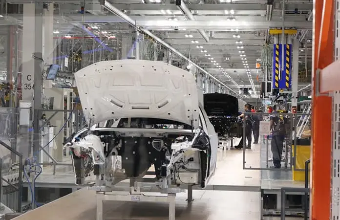 Pesimismo de la IP en el empleo del sector industrial