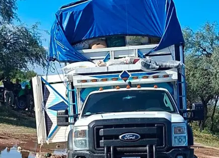 Recuperan en Soledad camioneta robada en Abastos