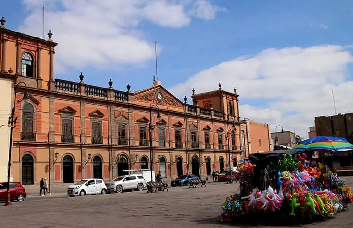 UASLP: litigio con IFSE sigue en trámite