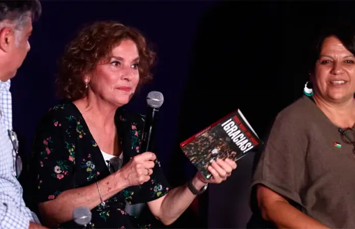 Beatriz Gutiérrez Müller reaparece en la Feria del Libro del Zócalo