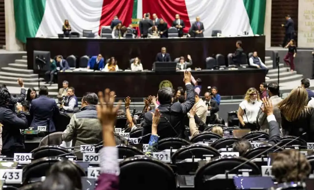 Avalan reforma fiscal 2026; el SAT podrá acceder a datos de plataformas digitales