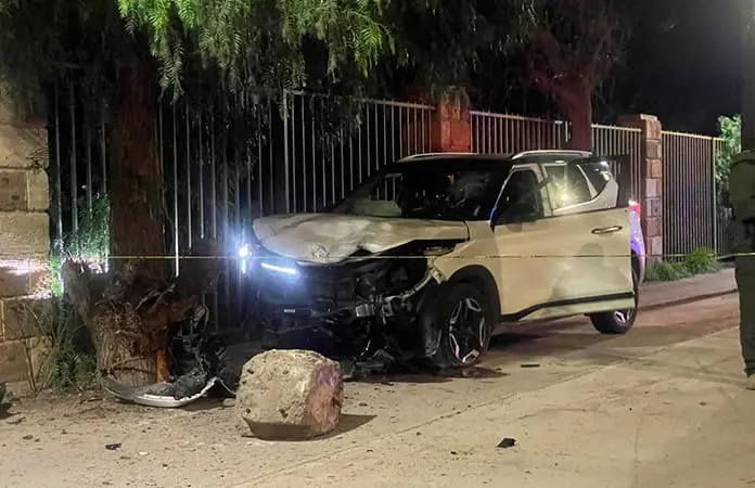Ejecutan a hombre a bordo de su auto 