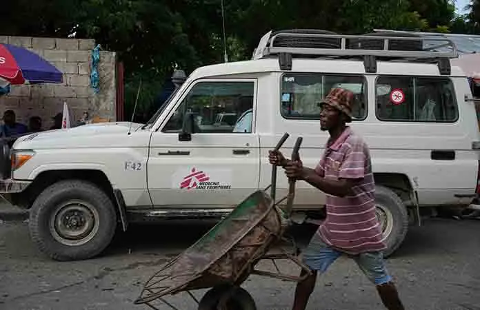 Médicos Sin Fronteras sale de Haití