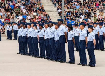 Qué saber sobre la deportación de familiares de militares de EEUU