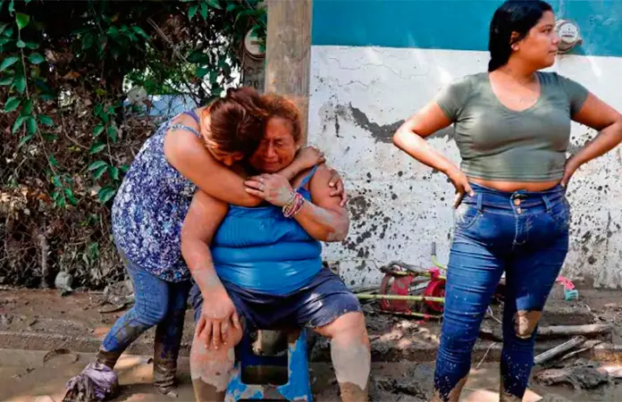 Tragedia golpea familias por deslave en Hidalgo y Veracruz