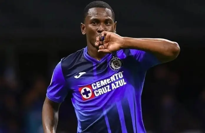 Balean a Bryan “Cuco” Angulo