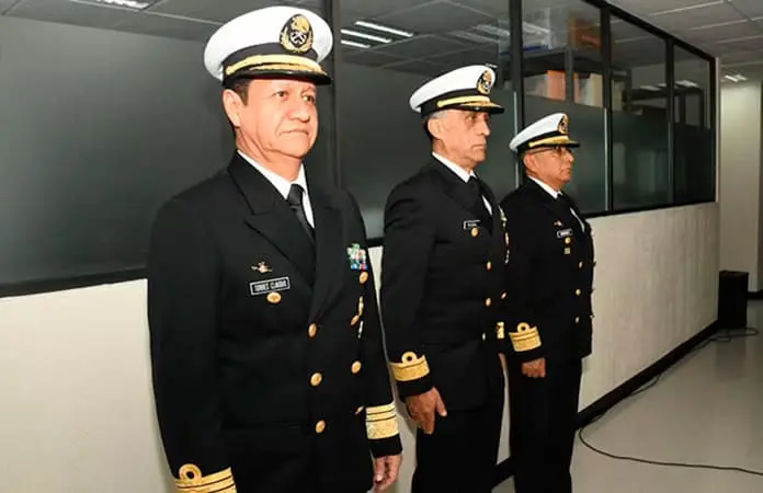 Capitán de la Marina es relevado tras una denuncia