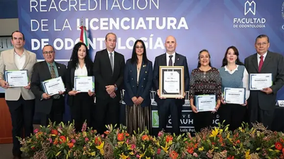 FACULTAD DE ODONTOLOGÍA DE LA UNIVERSIDAD CUAUHTÉMOC SLP