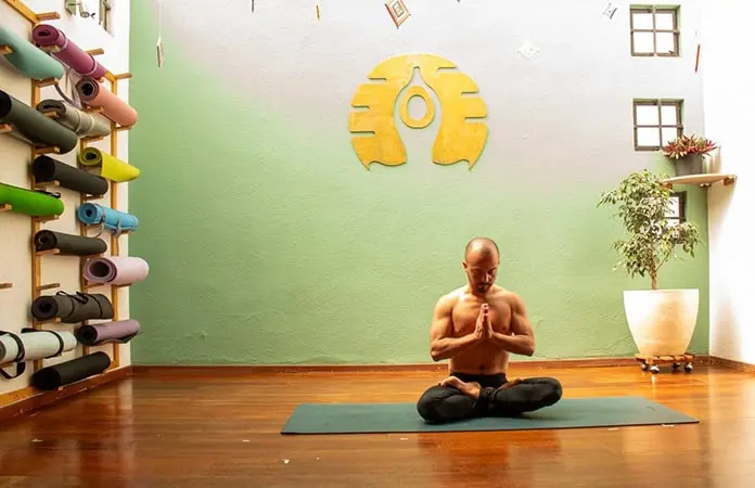 Sonoterapia y meditación en el Museo Fco. Cossío 