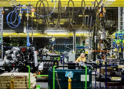 Arancel pegará a automotrices