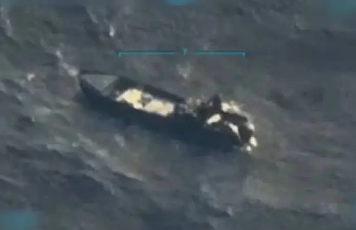 EU ataca un submarino con droga en el Caribe