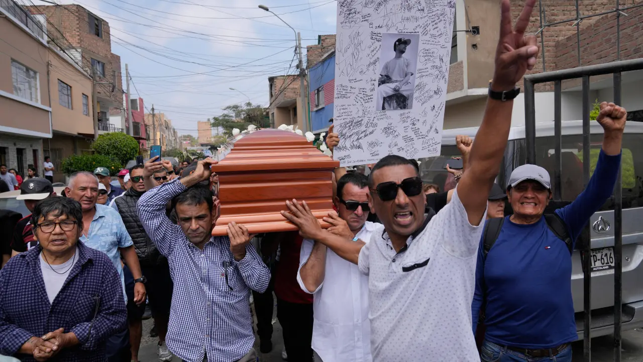 Funeral de cantante de hip hop asesinado en Perú
