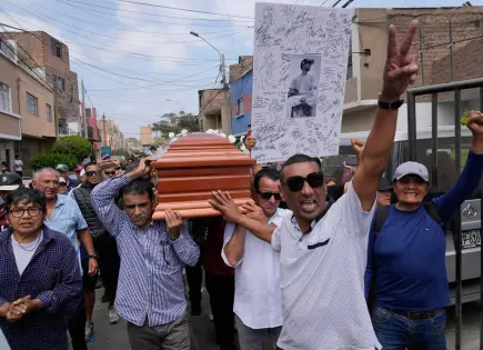 Funeral de cantante de hip hop asesinado en Perú